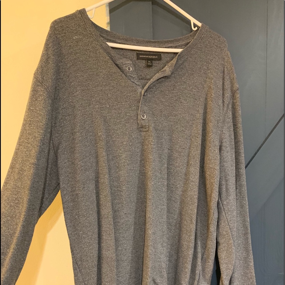 Men’s banana republic Henley XL sweater